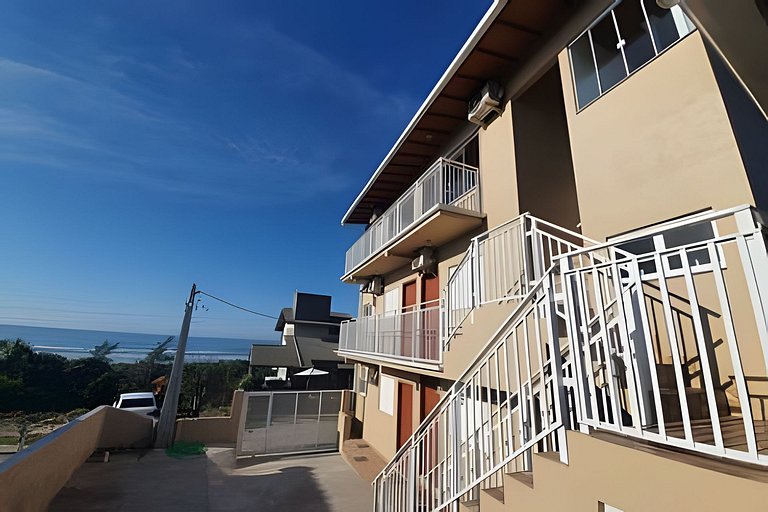 Casa Mob, 2 Quartos e Varanda Com Vista Para o Mar