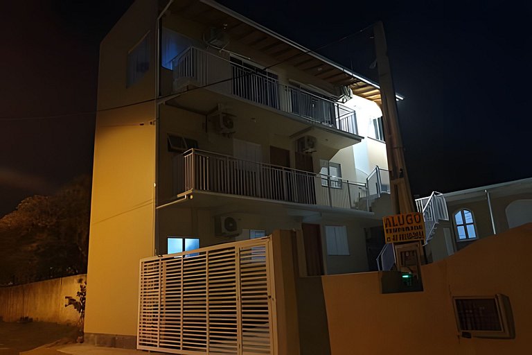 Casa Mob, 2 Quartos e Varanda Com Vista Para o Mar