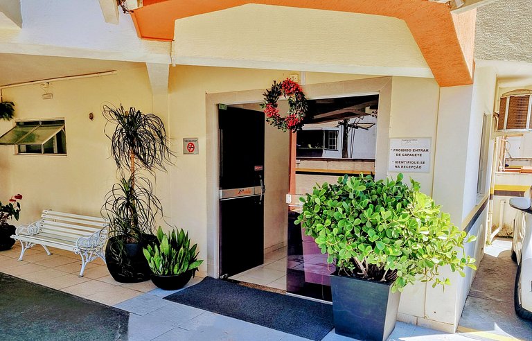 Apto Centro Floripa Piscina Garagem e Ar